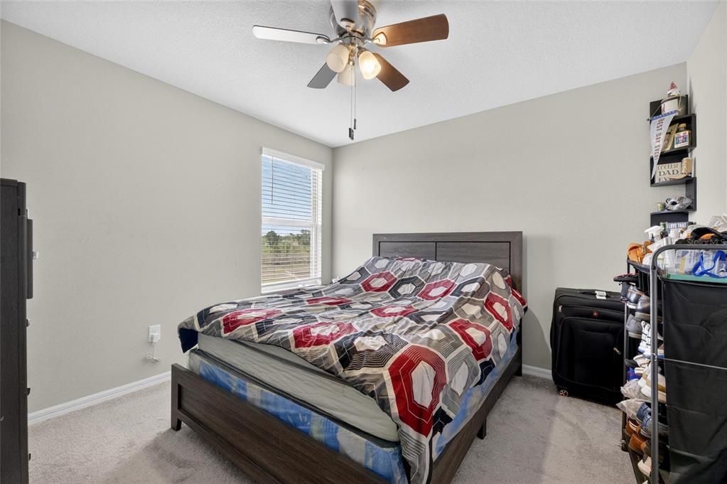 For Sale: $387,900 (6 beds, 3 baths, 3130 Square Feet)