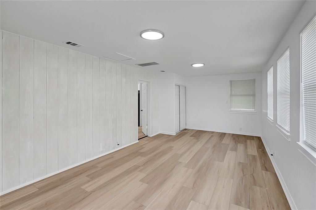 En Venta: $319,900 (4 camas, 1 baños, 1272 Pies cuadrados)