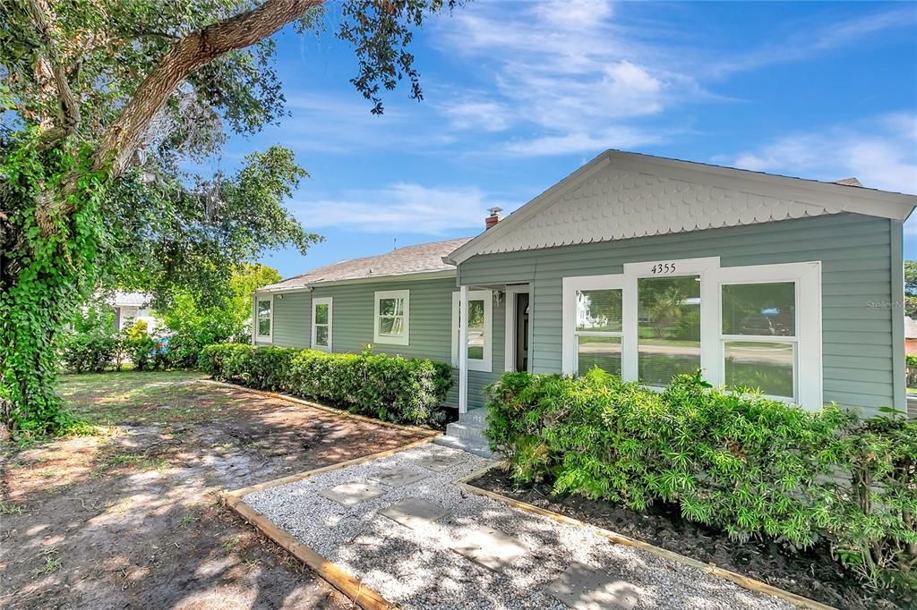 En Venta: $319,900 (4 camas, 1 baños, 1272 Pies cuadrados)