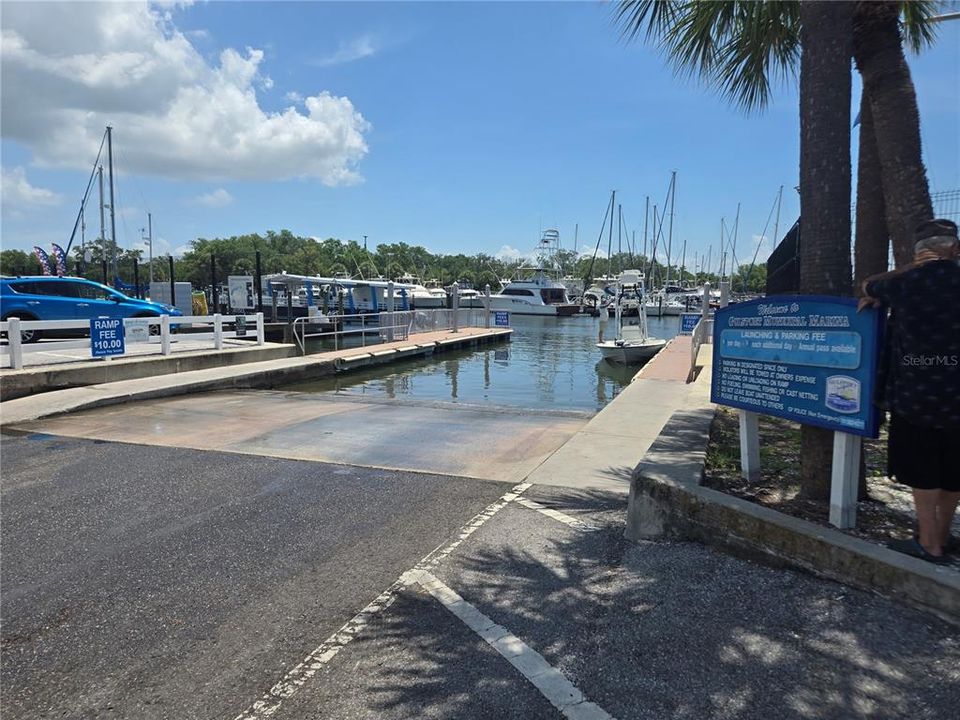 For Rent: $2,900 (2 beds, 1 baths, 1096 Square Feet)