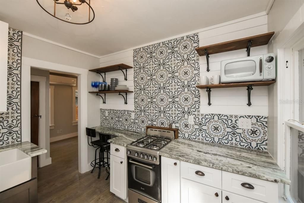 В аренду: $1,750 (1 спален, 1 ванн, 420 Квадратных фут)