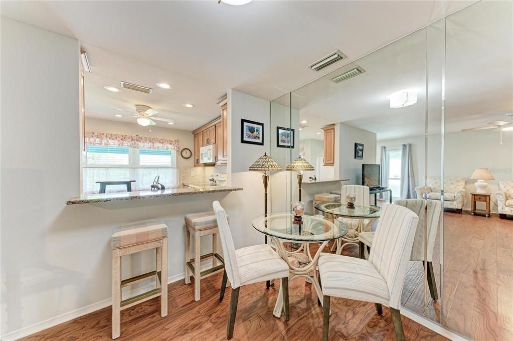 For Sale: $340,000 (2 beds, 2 baths, 1083 Square Feet)