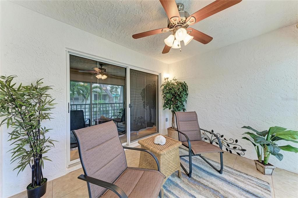 For Sale: $340,000 (2 beds, 2 baths, 1083 Square Feet)