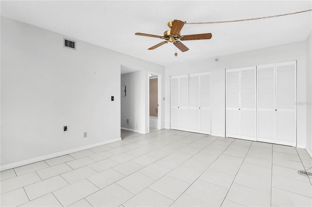 En Venta: $550,000 (3 camas, 2 baños, 1912 Pies cuadrados)