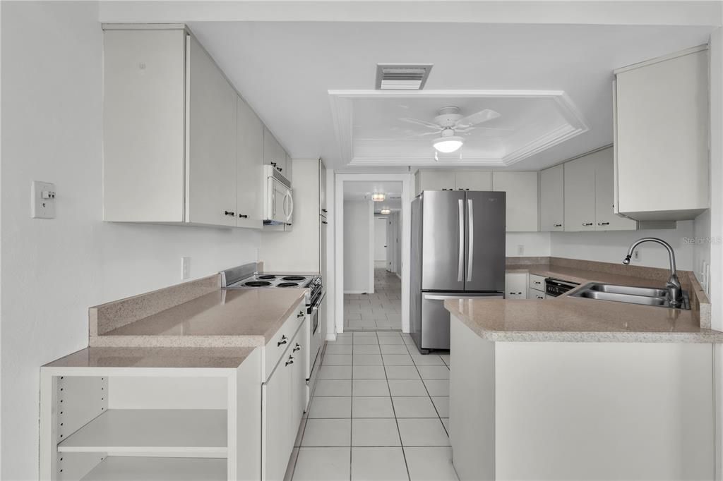 En Venta: $550,000 (3 camas, 2 baños, 1912 Pies cuadrados)