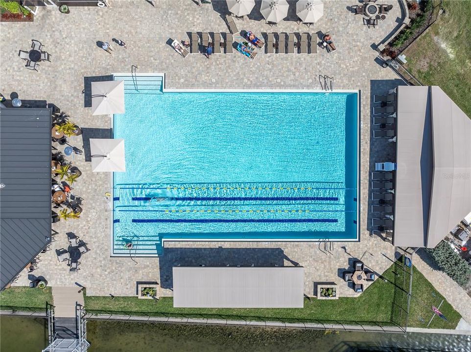 En Venta: $550,000 (3 camas, 2 baños, 1912 Pies cuadrados)