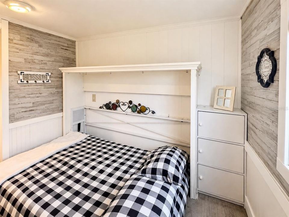 На продажу: $139,900 (3 спален, 1 ванн, 1197 Квадратных фут)