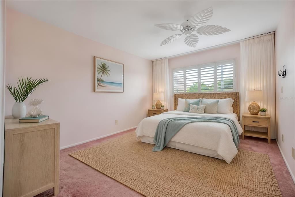 For Sale: $425,000 (2 beds, 2 baths, 1296 Square Feet)