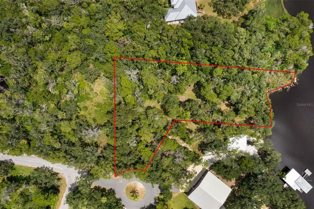 For Sale: $749,900 (0.86 acres)