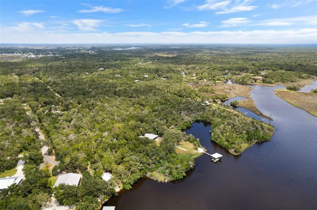 For Sale: $749,900 (0.86 acres)