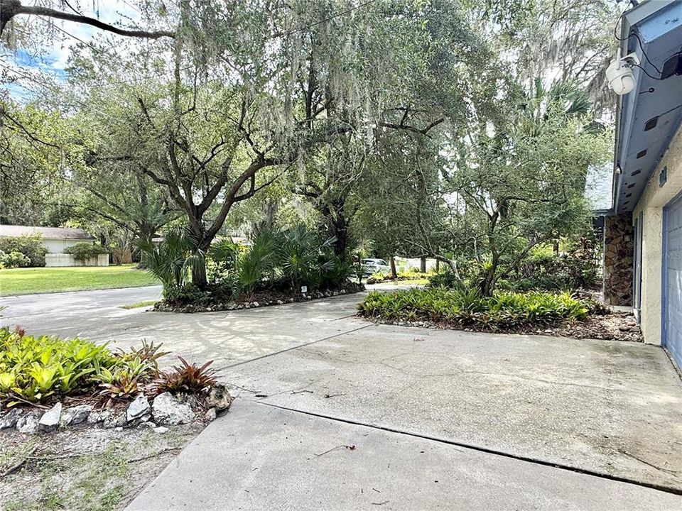 For Sale: $576,900 (4 beds, 3 baths, 2780 Square Feet)