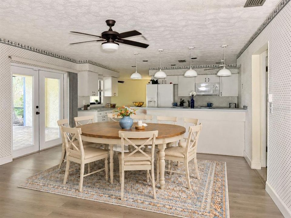 For Sale: $576,900 (4 beds, 3 baths, 2780 Square Feet)