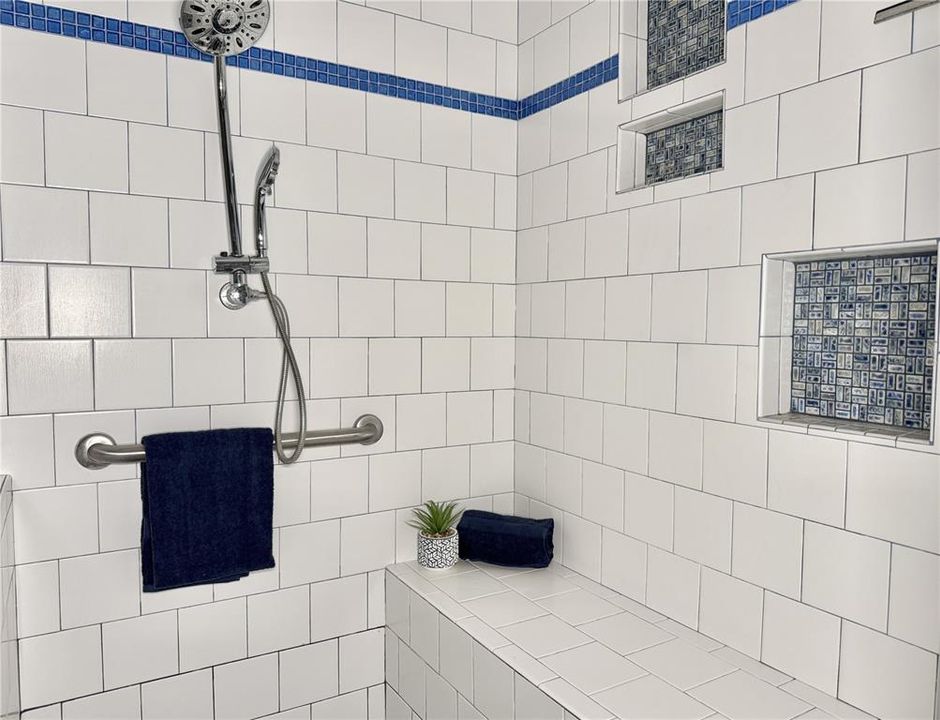For Sale: $576,900 (4 beds, 3 baths, 2780 Square Feet)