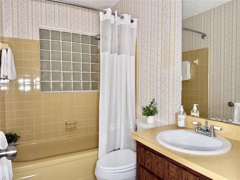 For Sale: $576,900 (4 beds, 3 baths, 2780 Square Feet)