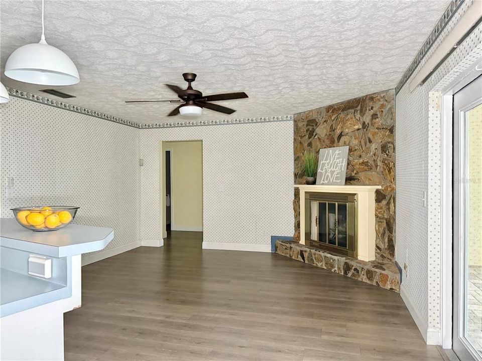 For Sale: $576,900 (4 beds, 3 baths, 2780 Square Feet)