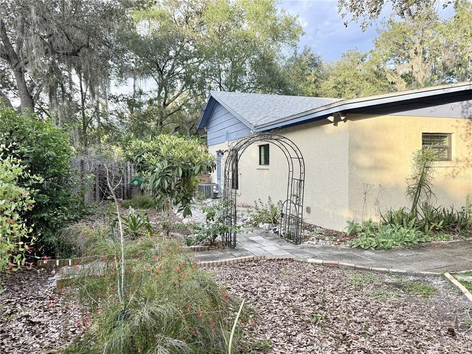 For Sale: $576,900 (4 beds, 3 baths, 2780 Square Feet)
