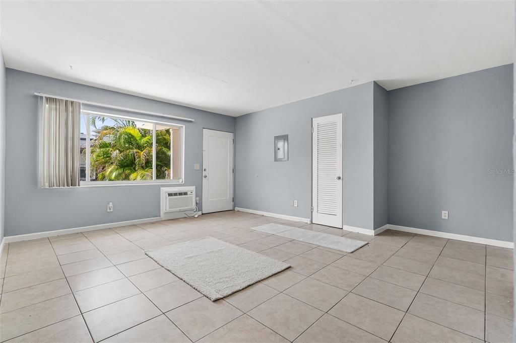 For Sale: $449,995 (4 beds, 0 baths, 1663 Square Feet)