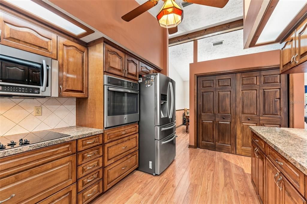 For Sale: $495,000 (5 beds, 3 baths, 3540 Square Feet)