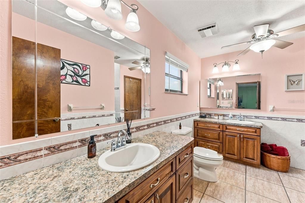 For Sale: $495,000 (5 beds, 3 baths, 3540 Square Feet)