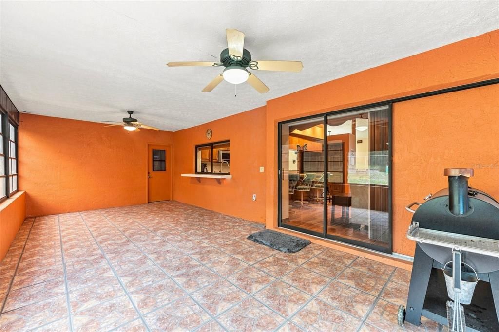 For Sale: $495,000 (5 beds, 3 baths, 3540 Square Feet)