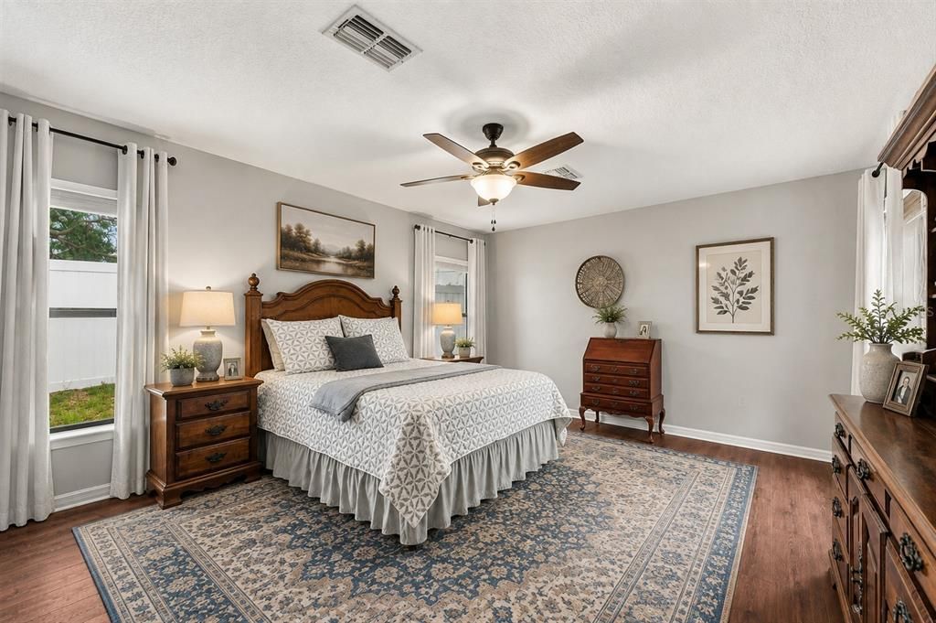 For Sale: $495,000 (5 beds, 3 baths, 3540 Square Feet)