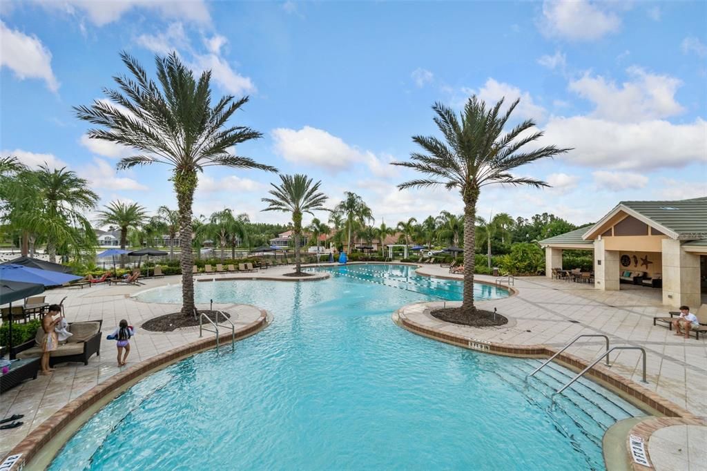 For Sale: $599,999 (5 beds, 4 baths, 3537 Square Feet)