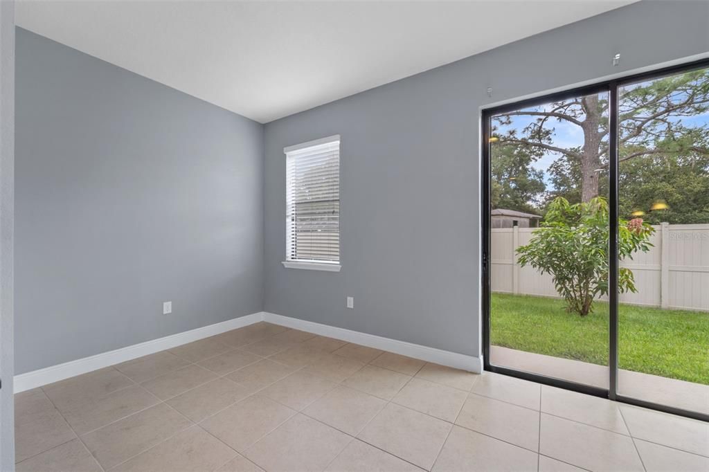 For Sale: $599,999 (5 beds, 4 baths, 3537 Square Feet)
