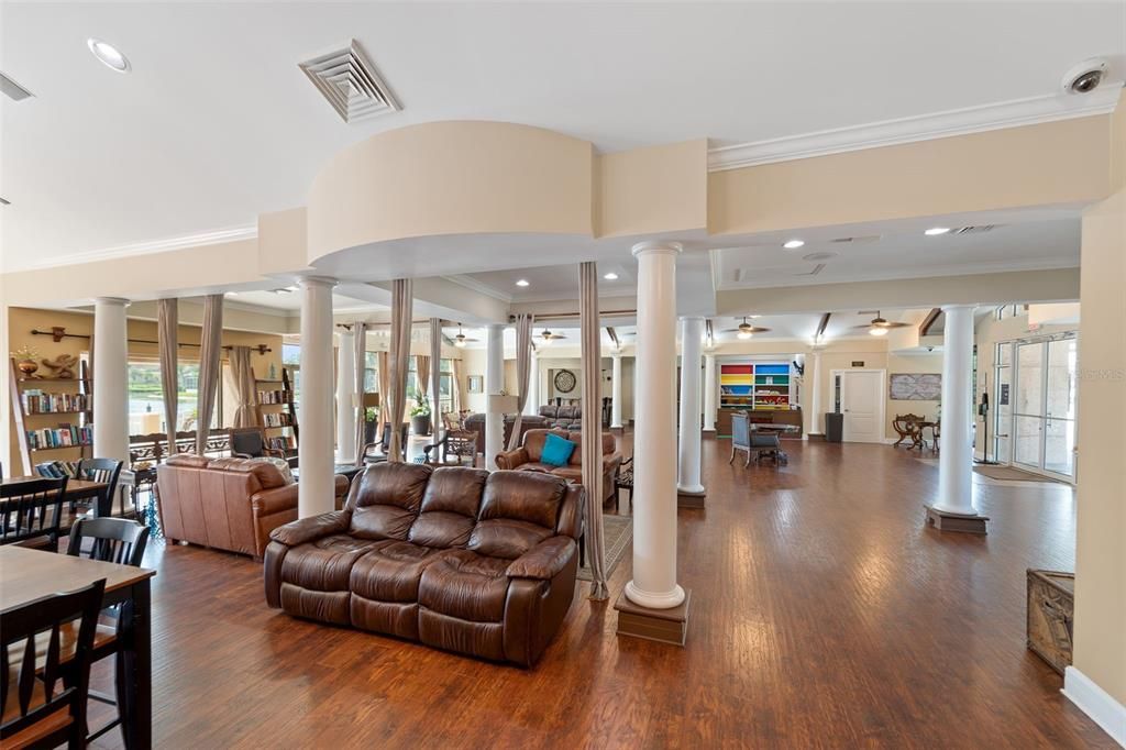 For Sale: $599,999 (5 beds, 4 baths, 3537 Square Feet)