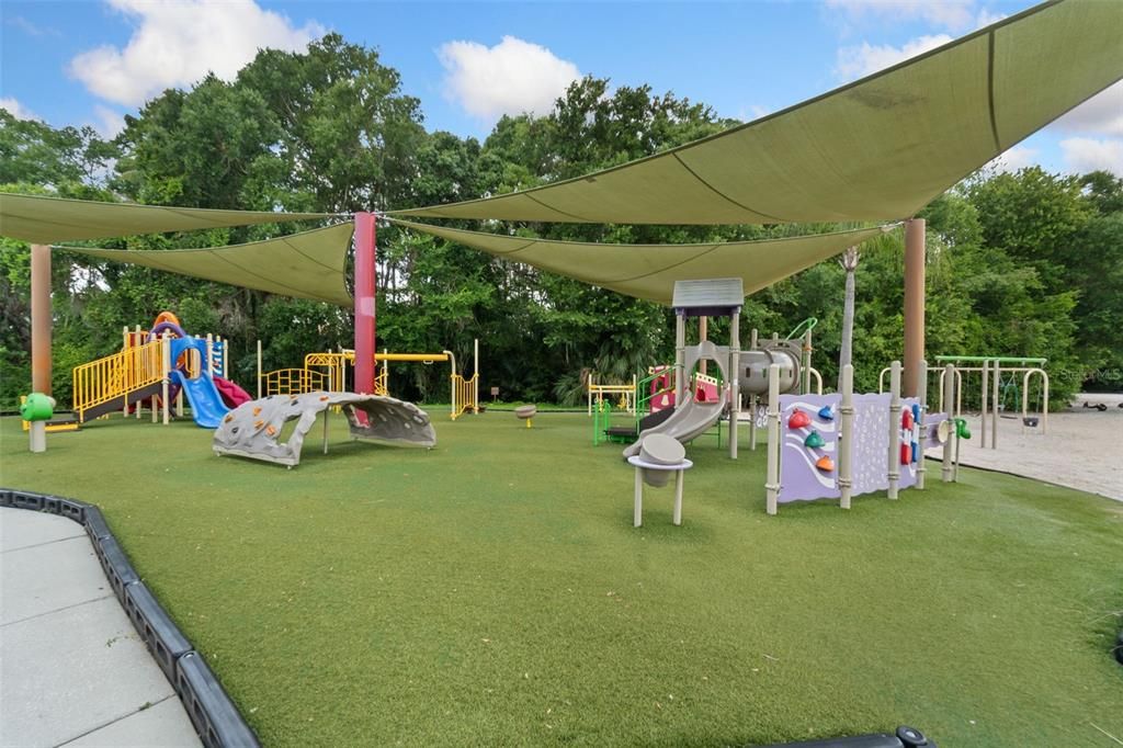 For Sale: $599,999 (5 beds, 4 baths, 3537 Square Feet)