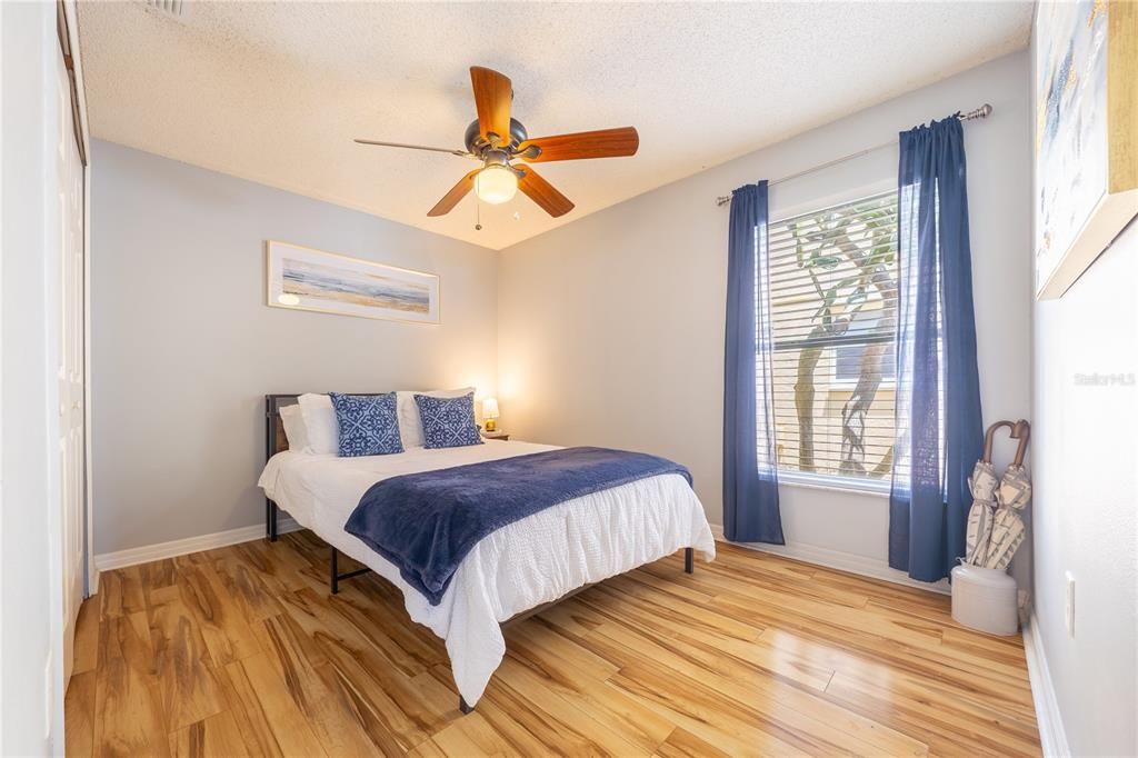 В аренду: $2,550 (3 спален, 2 ванн, 1096 Квадратных фут)