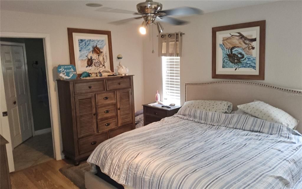 For Sale: $349,900 (3 beds, 2 baths, 1482 Square Feet)