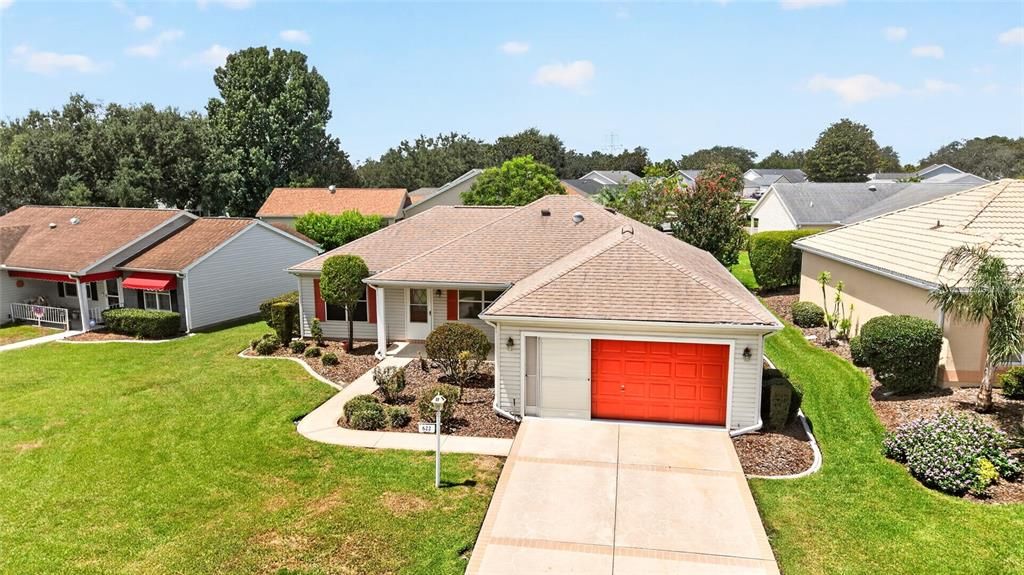 For Sale: $259,900 (2 beds, 2 baths, 1092 Square Feet)
