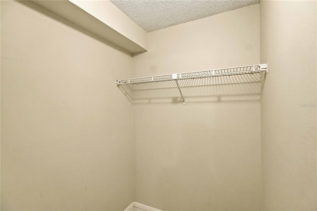For Sale: $139,000 (2 beds, 2 baths, 1146 Square Feet)