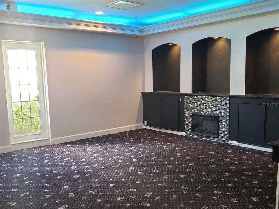 For Rent: $3,495 (4 beds, 3 baths, 2876 Square Feet)