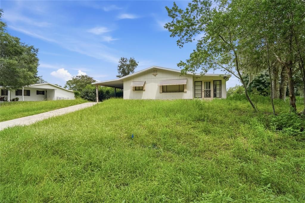 Под контрактом: $65,000 (2 спален, 1 ванн, 960 Квадратных фут)