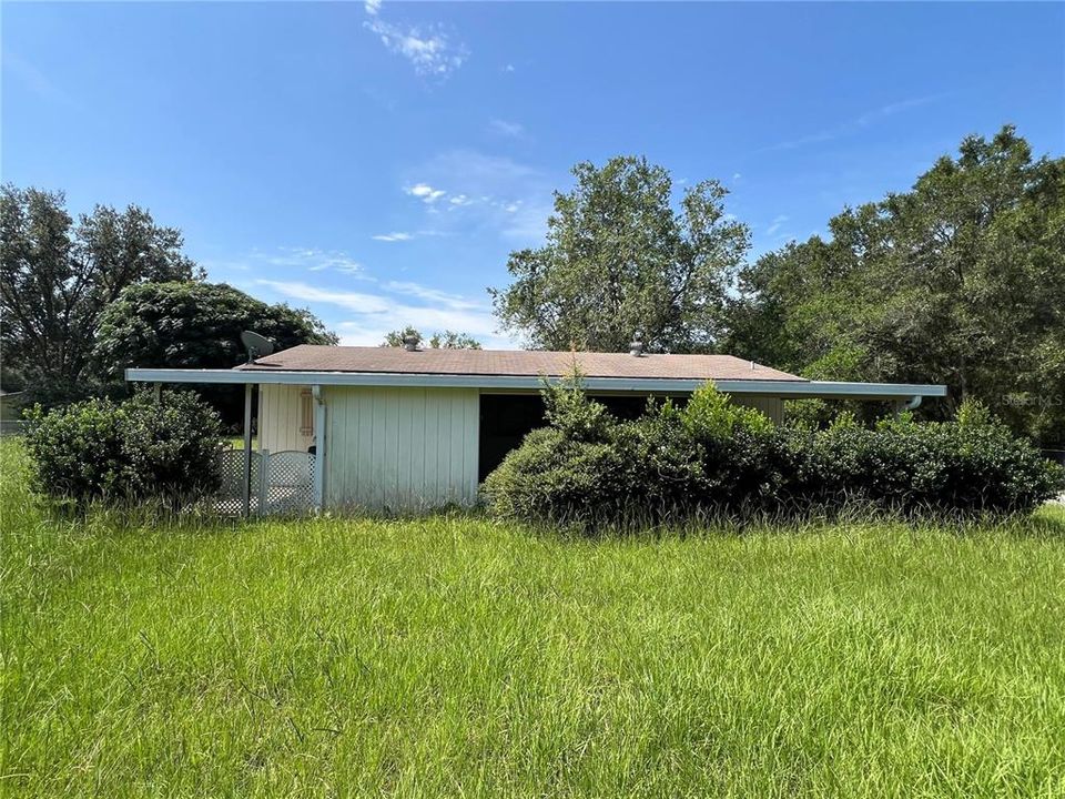 For Sale: $65,000 (2 beds, 1 baths, 960 Square Feet)