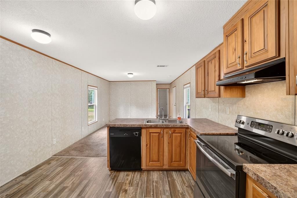 En Venta: $199,999 (2 camas, 2 baños, 728 Pies cuadrados)