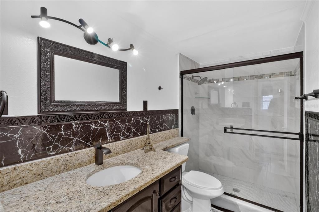 En Venta: $250,000 (3 camas, 1 baños, 1048 Pies cuadrados)