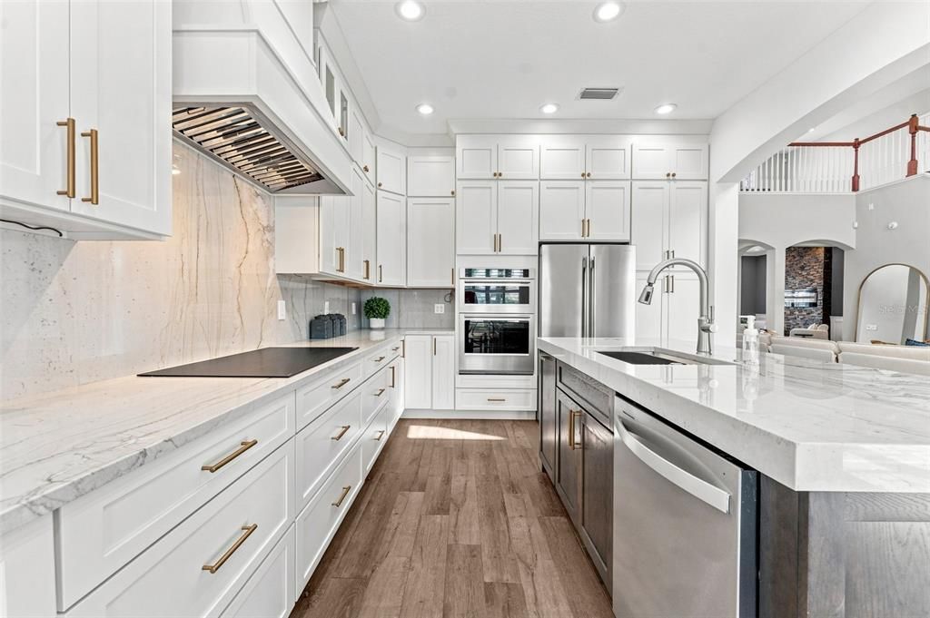 En Venta: $1,150,000 (4 camas, 3 baños, 3154 Pies cuadrados)