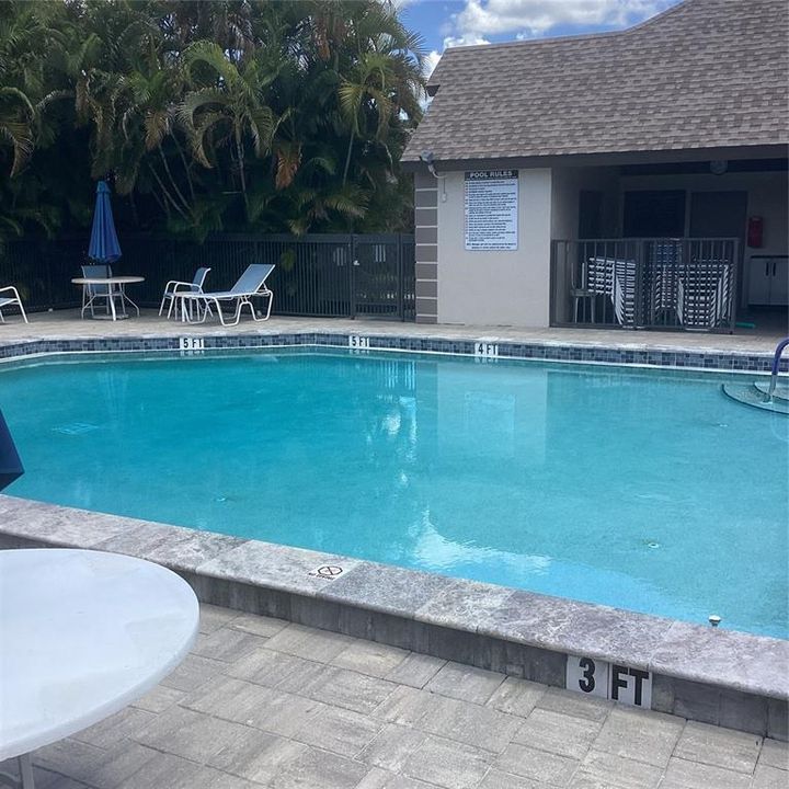 En Venta: $139,000 (2 camas, 2 baños, 899 Pies cuadrados)