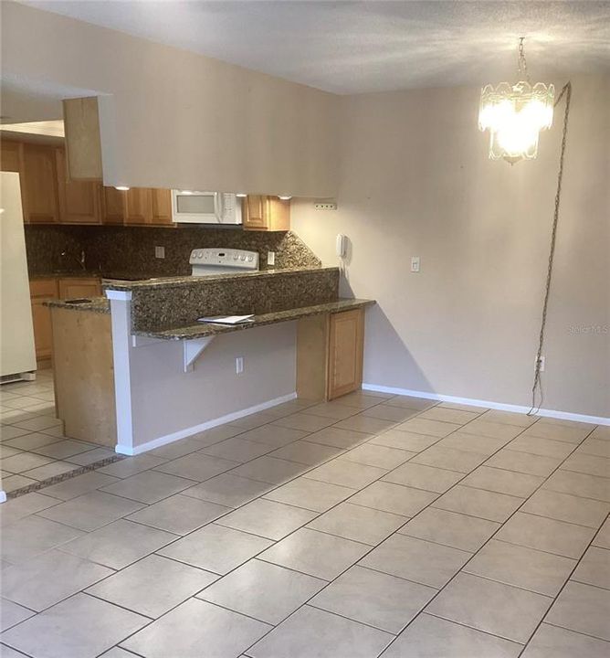 En Venta: $139,000 (2 camas, 2 baños, 899 Pies cuadrados)
