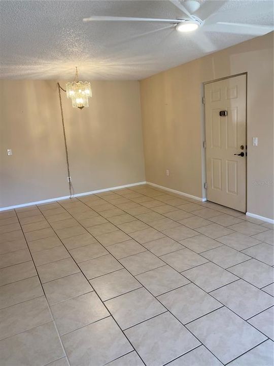 En Venta: $139,000 (2 camas, 2 baños, 899 Pies cuadrados)