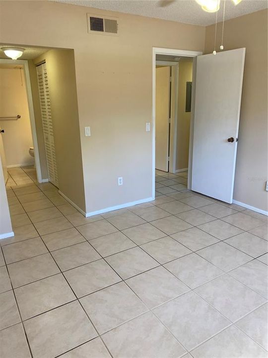 En Venta: $139,000 (2 camas, 2 baños, 899 Pies cuadrados)