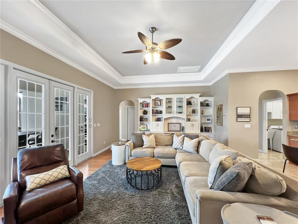 For Sale: $525,000 (4 beds, 3 baths, 2294 Square Feet)