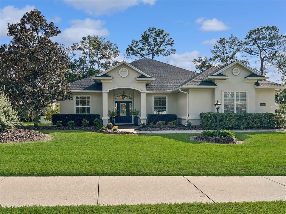 For Sale: $525,000 (4 beds, 3 baths, 2294 Square Feet)
