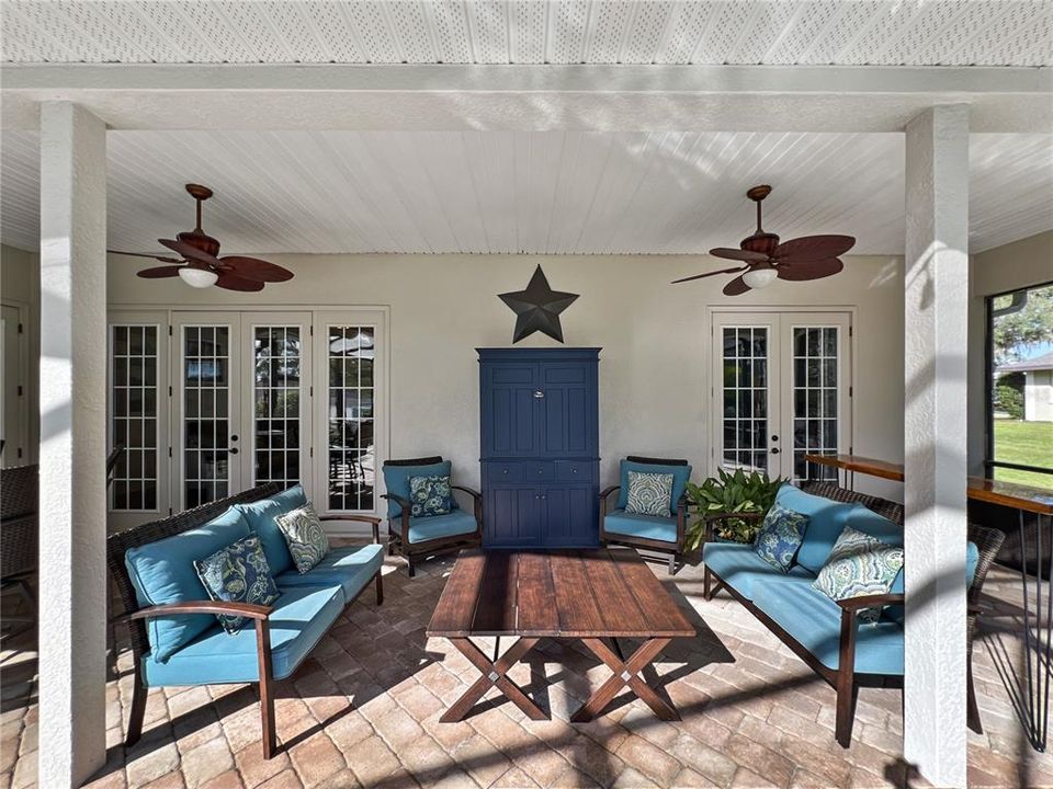For Sale: $525,000 (4 beds, 3 baths, 2294 Square Feet)