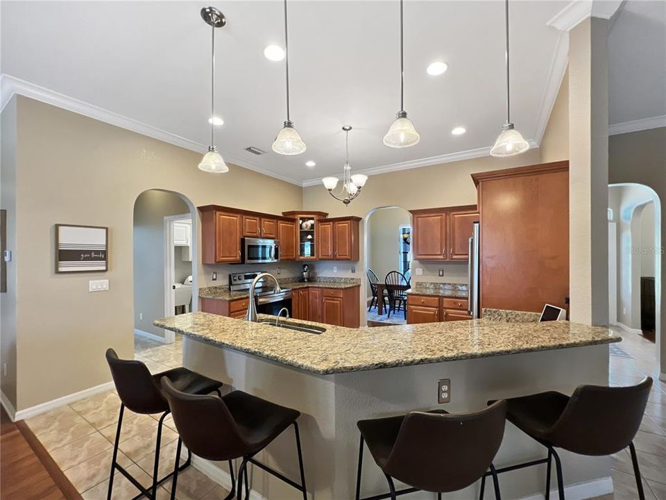 For Sale: $525,000 (4 beds, 3 baths, 2294 Square Feet)