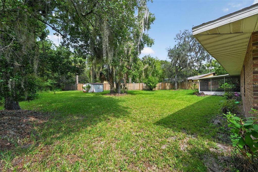 For Sale: $295,000 (3 beds, 2 baths, 1659 Square Feet)