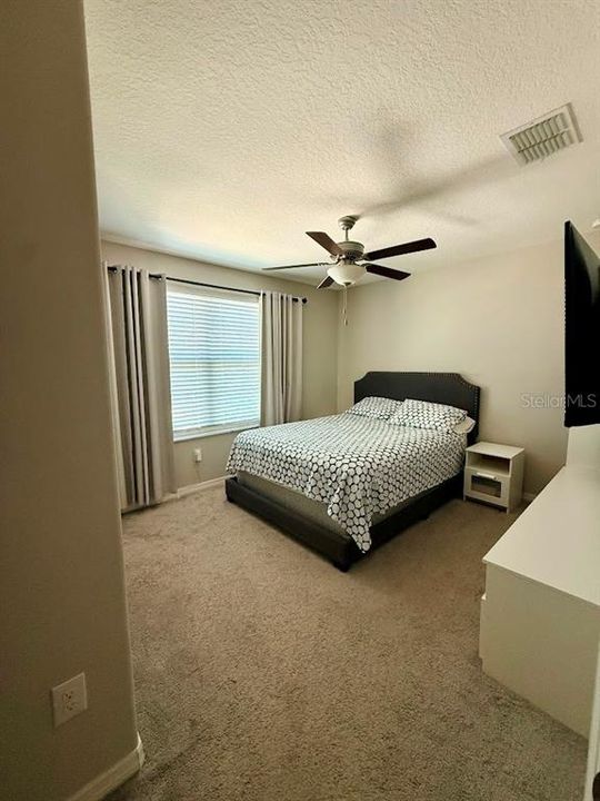 В аренду: $2,950 (5 спален, 2 ванн, 2264 Квадратных фут)