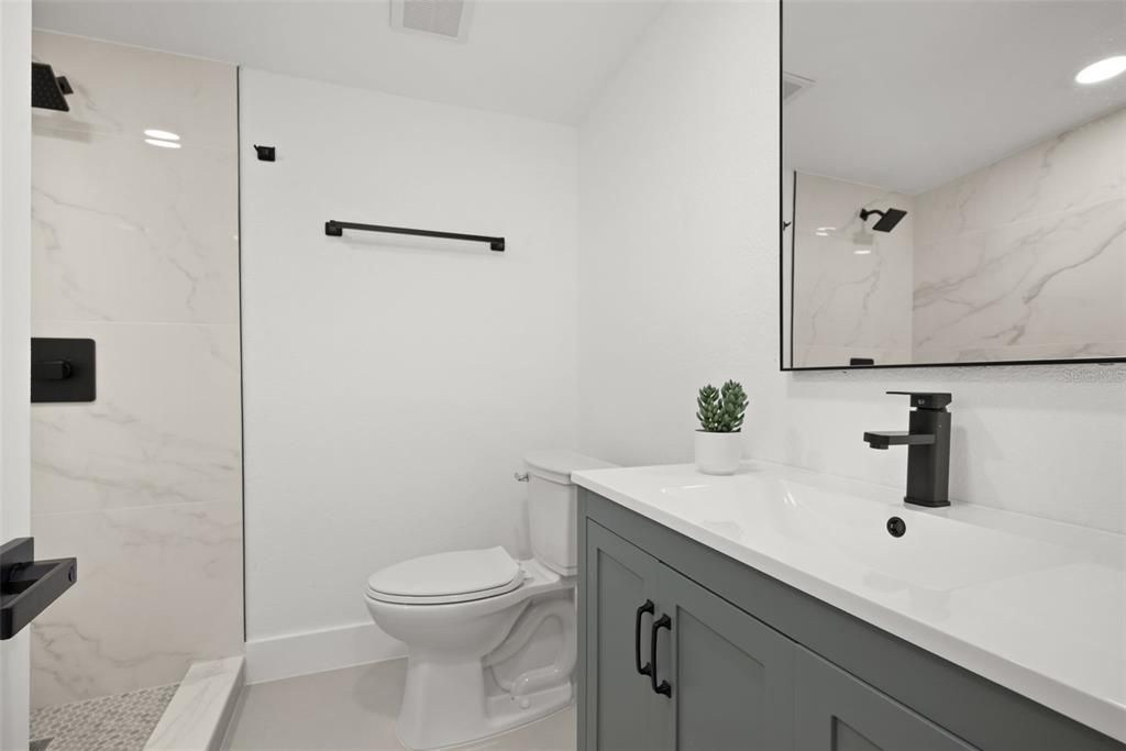 For Rent: $3,300 (3 beds, 2 baths, 1389 Square Feet)
